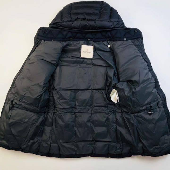 Men's moncler jacob navy size 0
